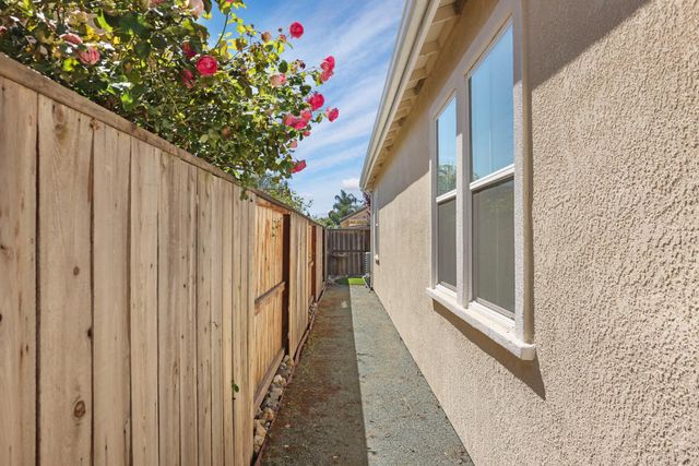 2662 Veneto Ct, Lodi, CA 95242