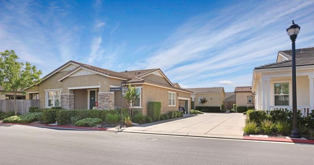 2662 Veneto Ct, Lodi, CA 95242