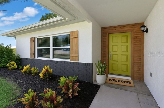 10302 OAKHAVEN DRIVE, Pinellas Park, FL 33782