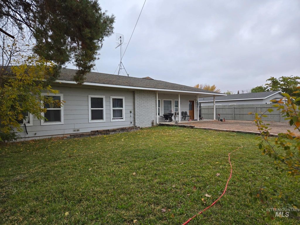 2163 Elizabeth Boulevard, Twin Falls, ID 83301 photo 4