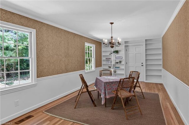 7015 Woodlark Court, Clemmons, NC 27012