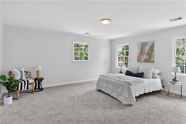 7015 Woodlark Court, Clemmons, NC 27012