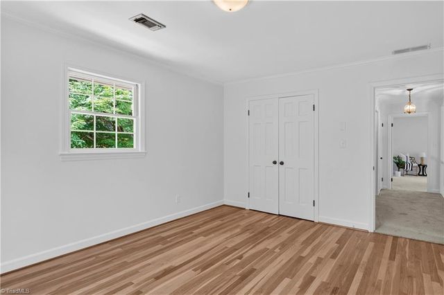 7015 Woodlark Court, Clemmons, NC 27012