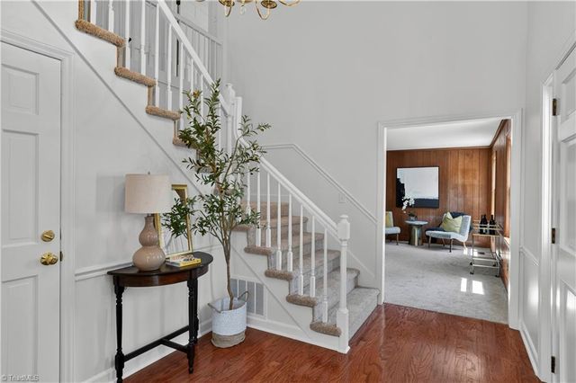 7015 Woodlark Court, Clemmons, NC 27012