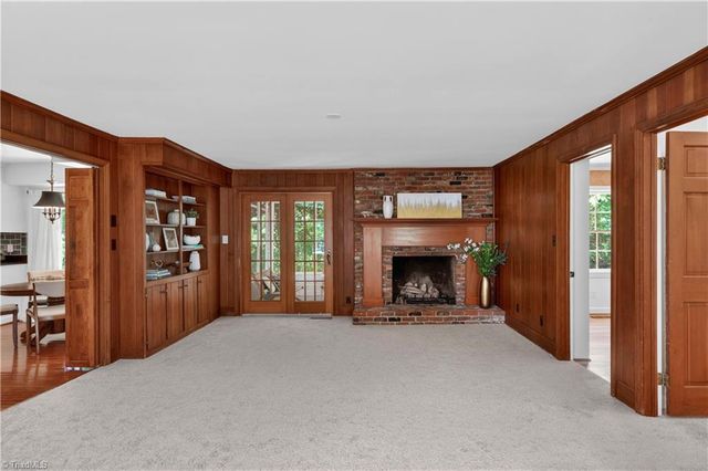 7015 Woodlark Court, Clemmons, NC 27012