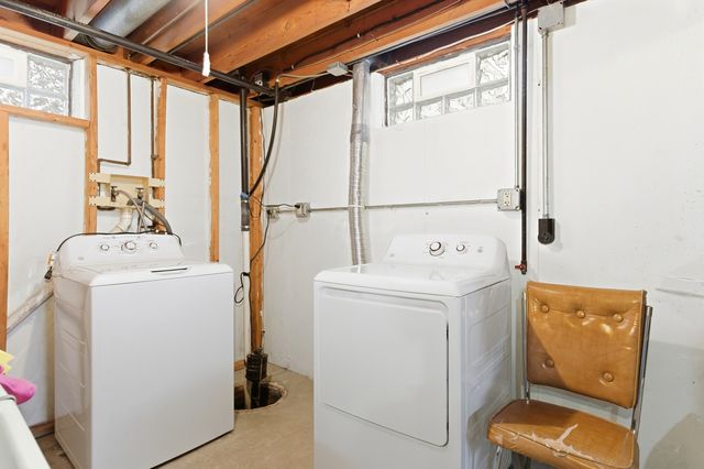 11530 S Il Route 23, Marengo, IL 60152