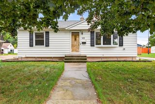 145 LANGLEY BOULEVARD, Neenah, WI 54956