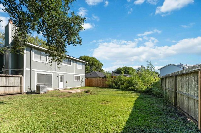 703 Brookford Drive, Missouri City, TX 77489