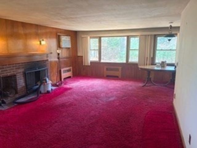 54 Hilldale Rd, Ashland, MA 01721