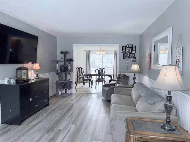 9 Amy Way, Concord, NH 03303