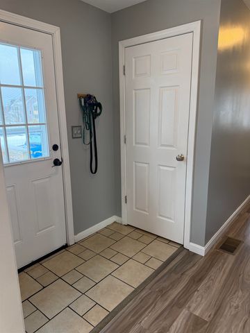 9 Amy Way, Concord, NH 03303