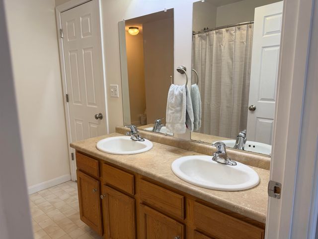 9 Amy Way, Concord, NH 03303