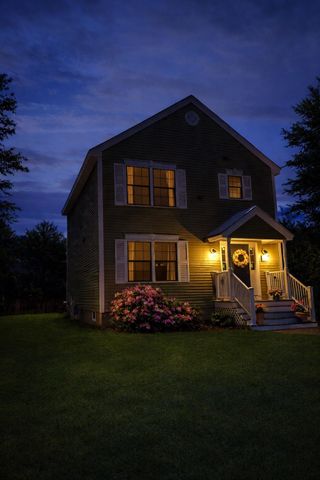 9 Amy Way, Concord, NH 03303