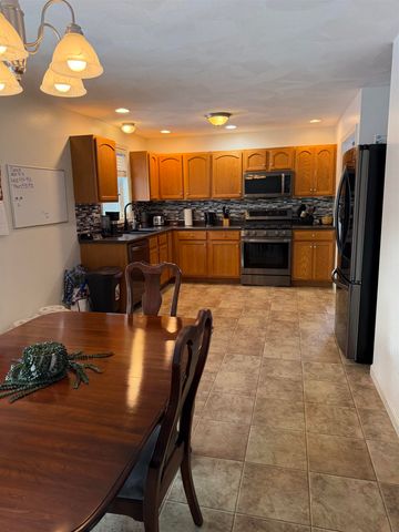 9 Amy Way, Concord, NH 03303