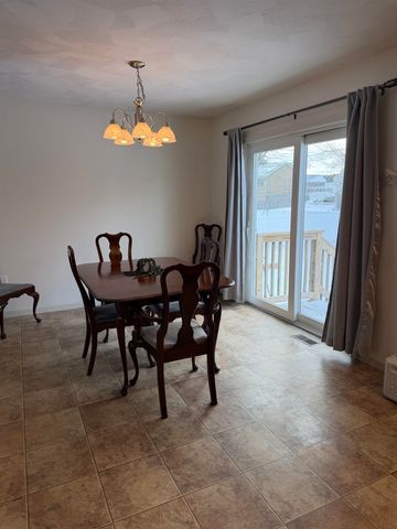 9 Amy Way, Concord, NH 03303