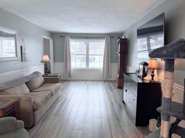 9 Amy Way, Concord, NH 03303