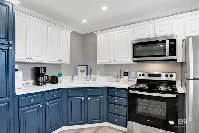 620 W Beach Boulevard 9, Gulf Shores, AL 36542