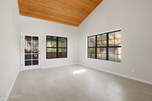 5326 N Paseo De La Terraza, Tucson, AZ 85750