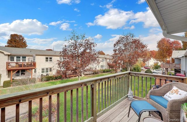 83 Finch 2B, Islip, NY 11751