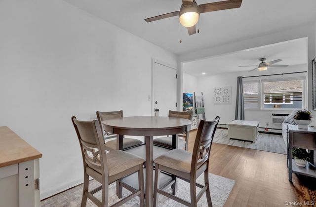 83 Finch 2B, Islip, NY 11751