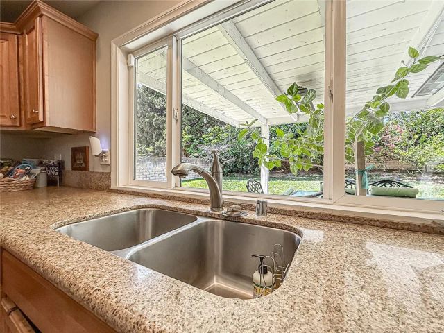 8371 Capistrano Avenue, West Hills, CA 91304