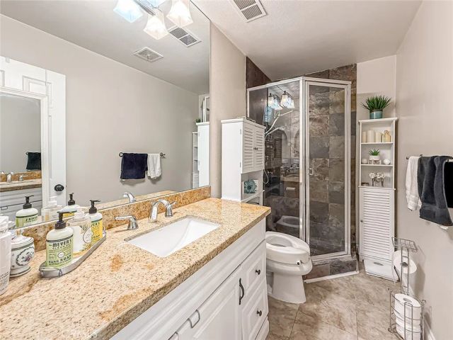 8371 Capistrano Avenue, West Hills, CA 91304