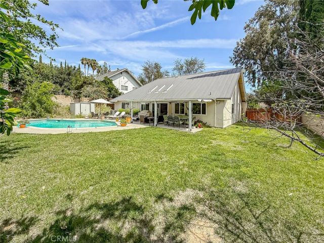 8371 Capistrano Avenue, West Hills, CA 91304