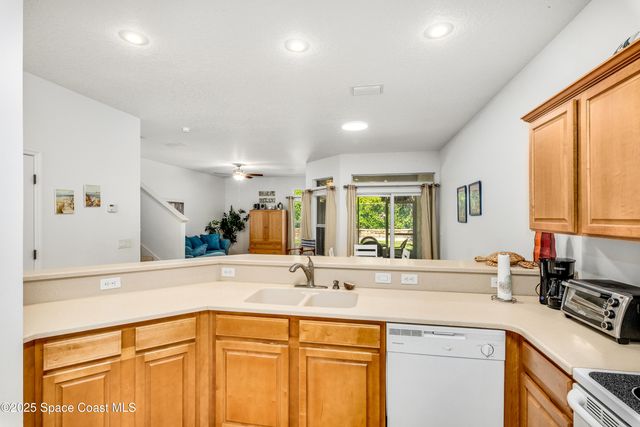 3188 Ricks Way B, Melbourne Beach, FL 32951