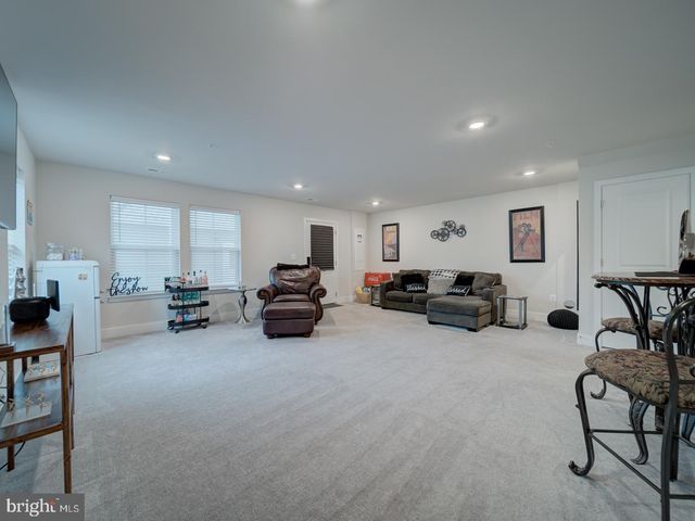 11426 SAINT LUKE DR, White Plains, MD 20695