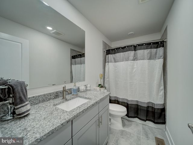 11426 SAINT LUKE DR, White Plains, MD 20695