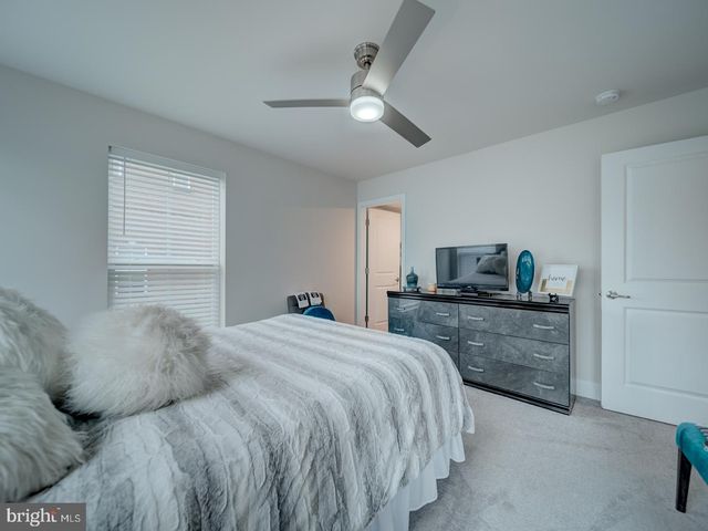 11426 SAINT LUKE DR, White Plains, MD 20695