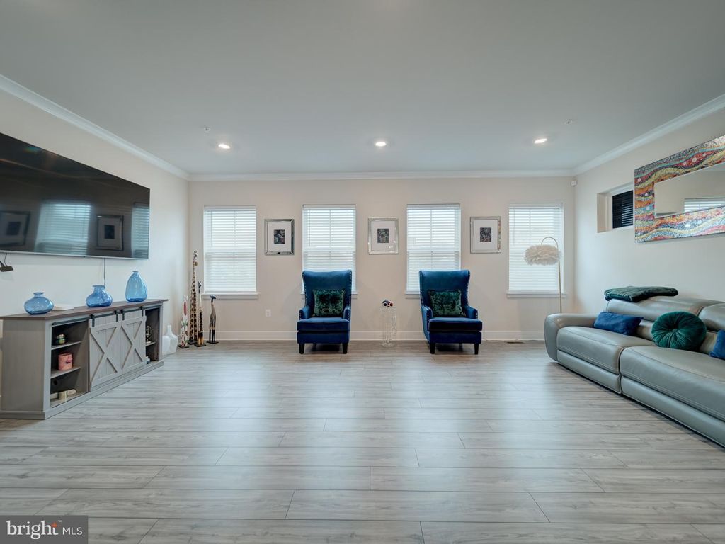 11426 SAINT LUKE DR, White Plains, MD 20695