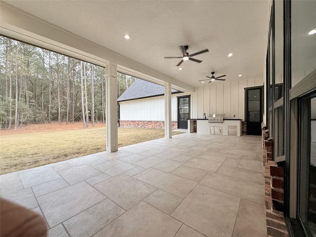 29900 Equestrian Drive, Waller, TX 77484