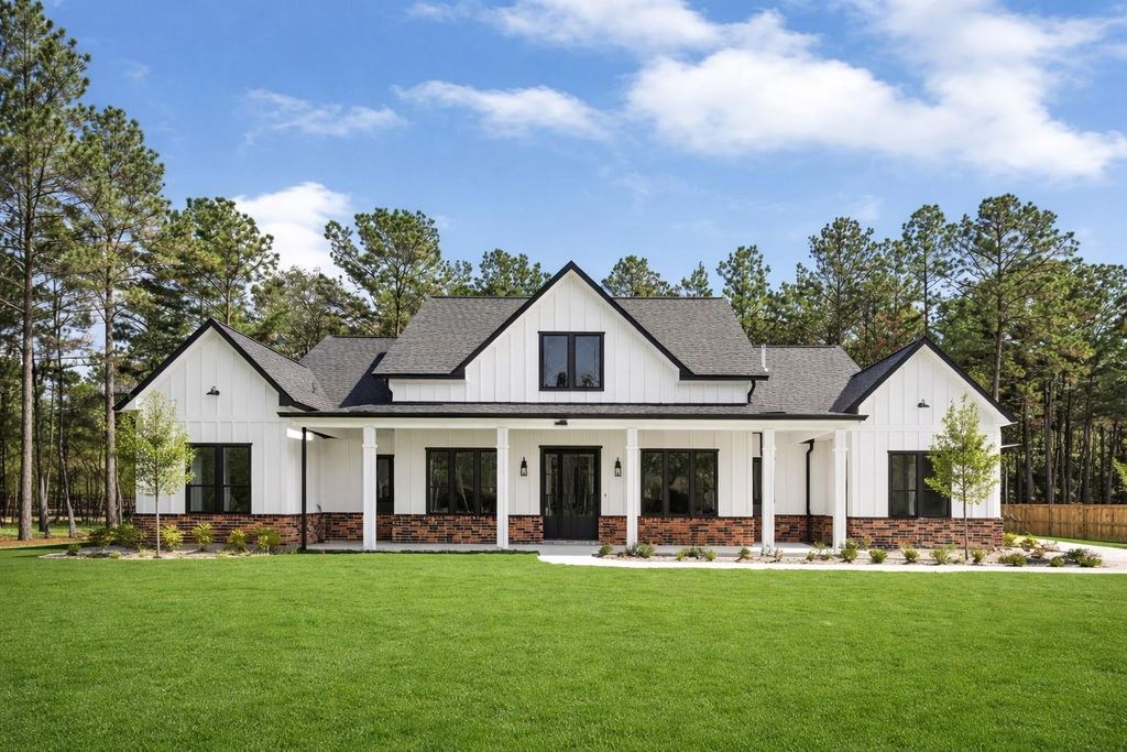 29900 Equestrian Drive, Waller, TX 77484