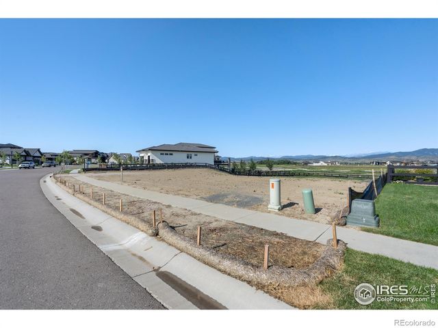 2675 Heron Lakes Parkway, Berthoud, CO 80513