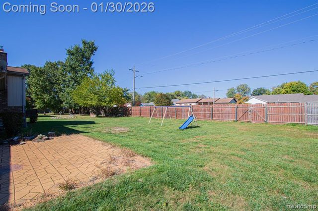 38684 Meadowlawn Street, Wayne, MI 48184