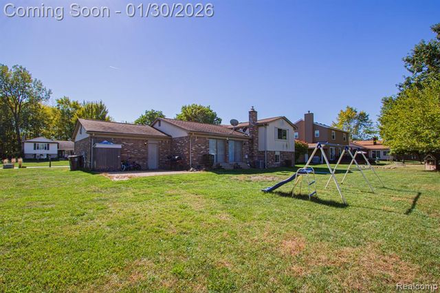 38684 Meadowlawn Street, Wayne, MI 48184