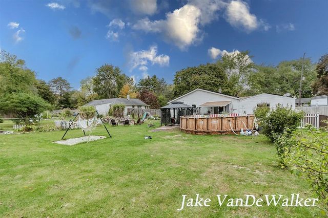 1806 Pleasant Drive, Portage, MI 49002