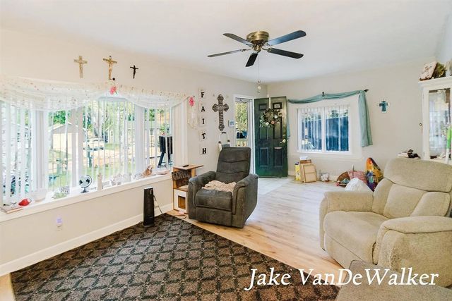 1806 Pleasant Drive, Portage, MI 49002