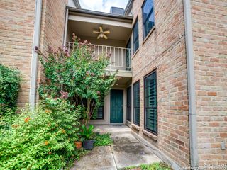 7711 Callaghan Rd Apt 302, San Antonio, TX 78229