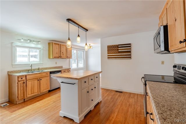 40 West Main Street, Hamilton, NY 13332