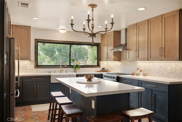 11560 Darling, Agua Dulce, CA 91390