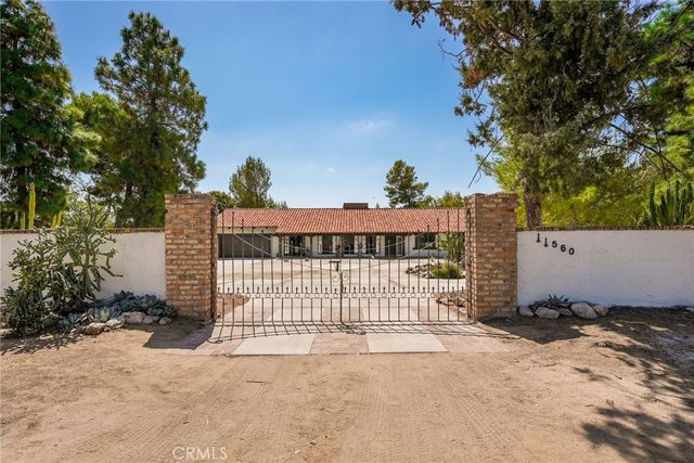 11560 Darling, Agua Dulce, CA 91390