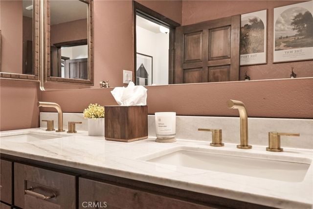 11560 Darling, Agua Dulce, CA 91390