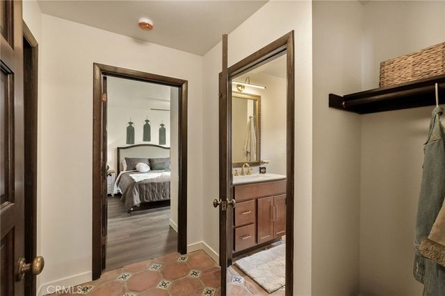 11560 Darling, Agua Dulce, CA 91390