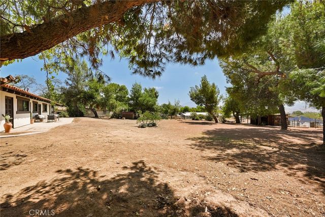 11560 Darling, Agua Dulce, CA 91390