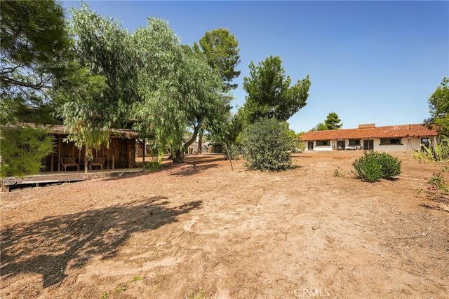 11560 Darling, Agua Dulce, CA 91390