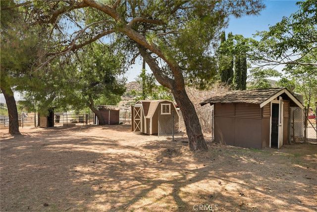 11560 Darling, Agua Dulce, CA 91390