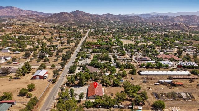 11560 Darling, Agua Dulce, CA 91390