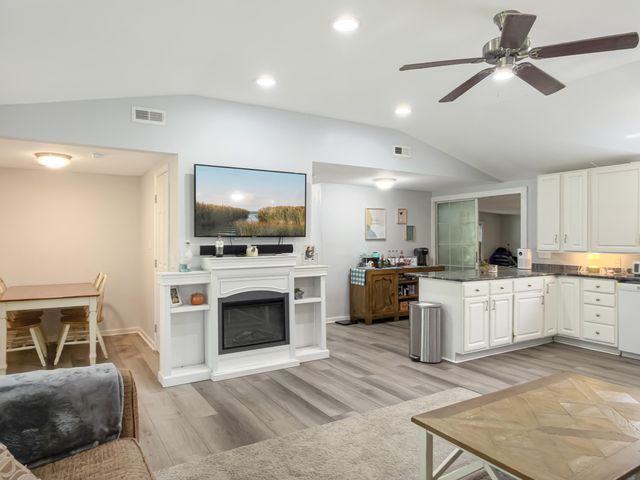 2571 Camden Road, Holly Hill, SC 29059
